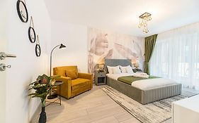 Enif Suite With Parking -Tractoru Coresi
